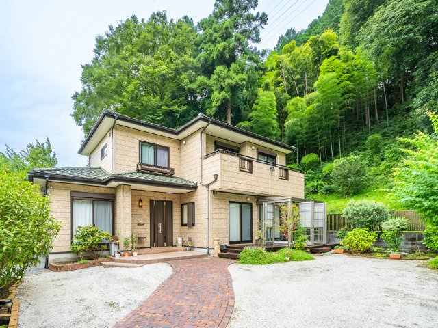 あきる野市高尾 中古戸建の外観