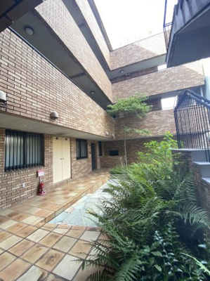 【エントランス】 | NEST刀根山