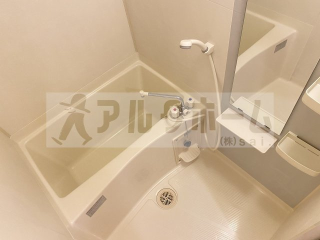 アベニュー美園の浴室