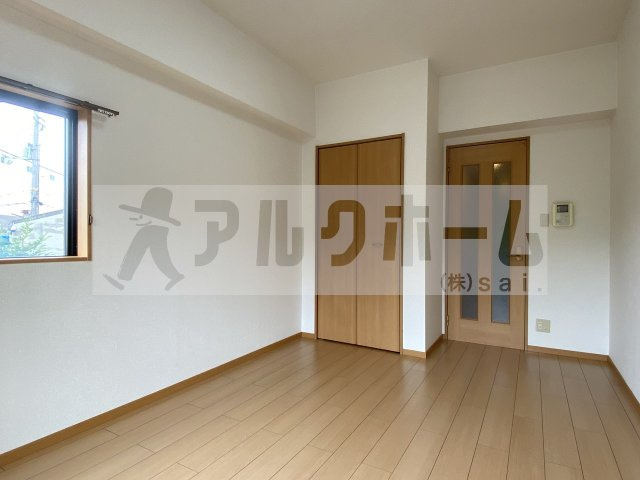 アベニュー美園の居間・リビング