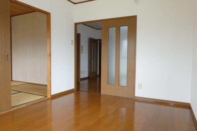 ブライトコートⅠの洋室