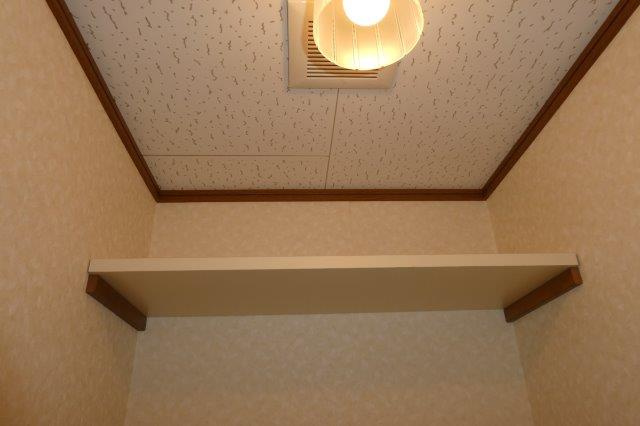 ブライトコートⅠのトイレ|トイレ棚