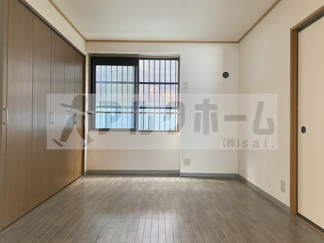 ベルドミールの洋室