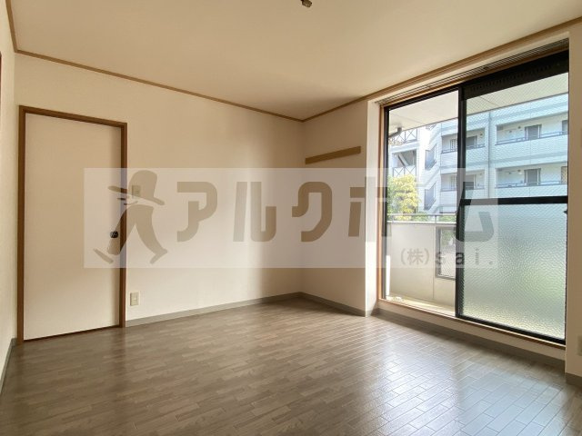 ベルドミールの洋室