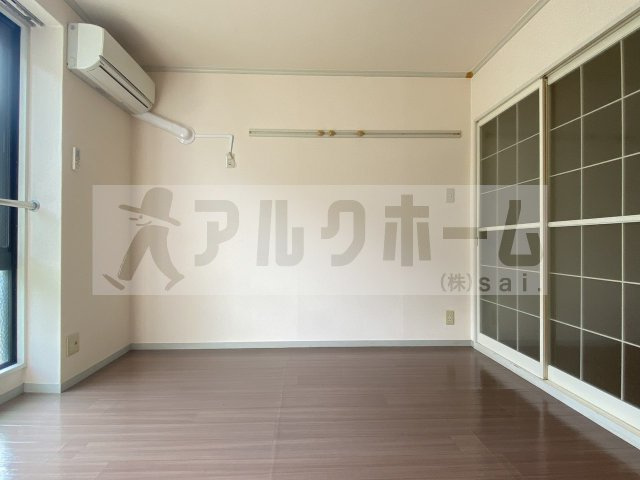 ベルドミールの洋室