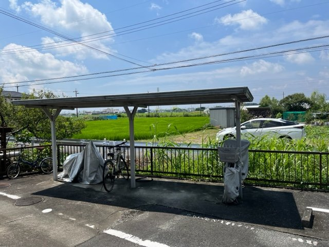 豊川市瀬木町郷中一棟アパートの駐輪場