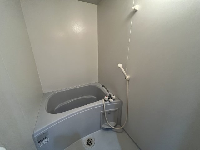 フレグランス成道の浴室