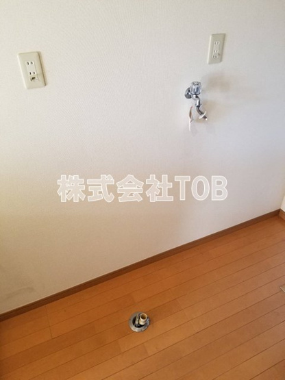 【設備】 | ドゥ・ベルジュール | 洗濯機置き場