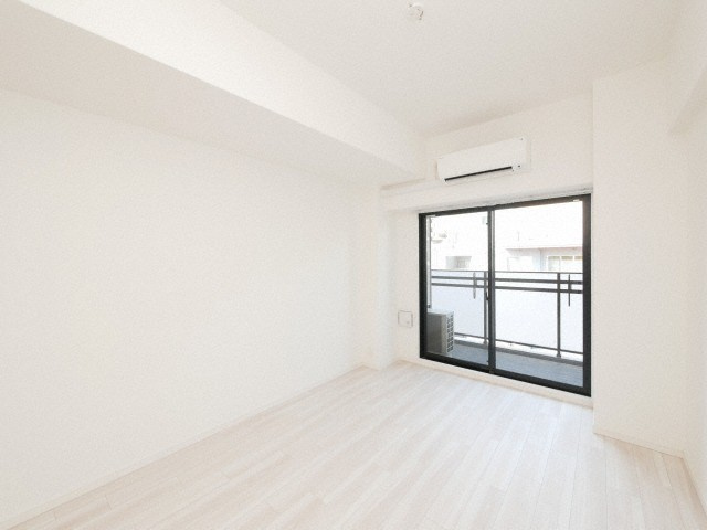 S-RESIDENCE堺筋本町Unoの洋室