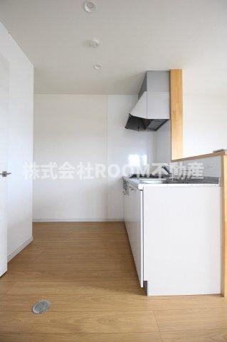 CUORE　OKIMIZUの内装|明るい色調の室内です