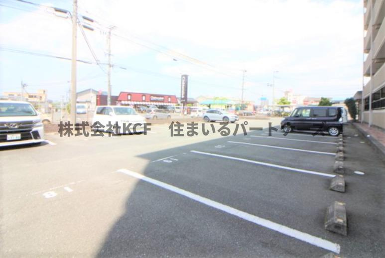 アメニティ旗崎の駐車場|駐車スペースもあります