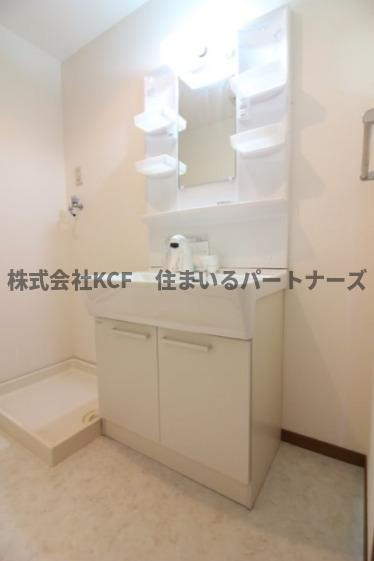 アメニティ旗崎の洗面所|スペースが確保できる洗面所です