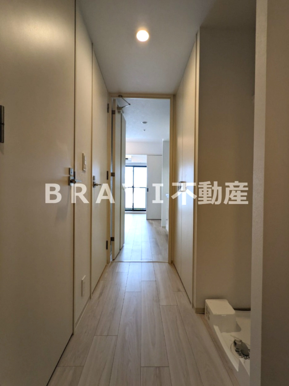 コンフォリア・リヴ南森町Q BRAVI不動産の内装