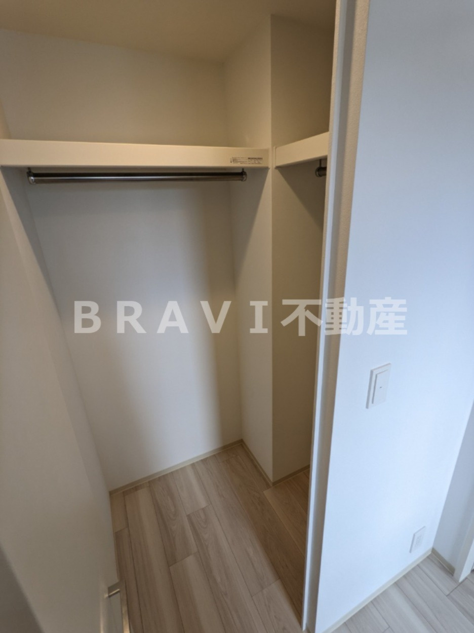 コンフォリア・リヴ南森町Q BRAVI不動産の収納