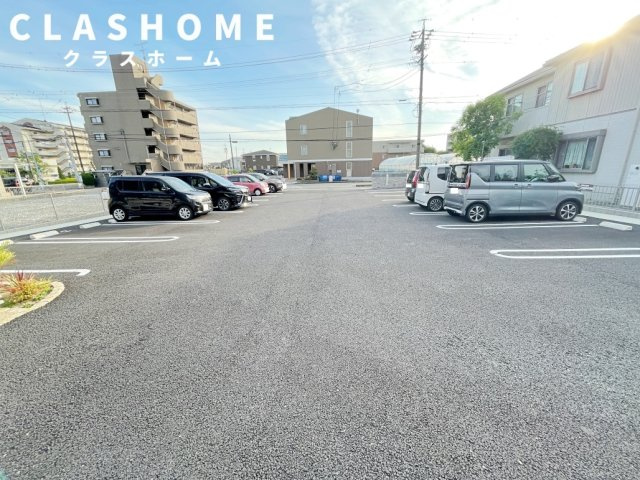 セジュール中部公園の駐車場