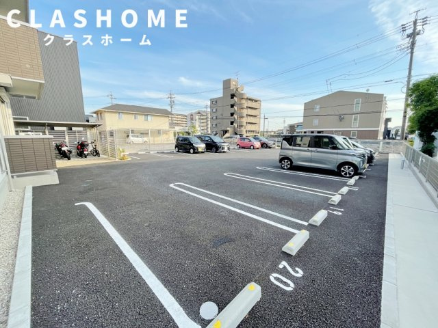 セジュール中部公園の駐車場