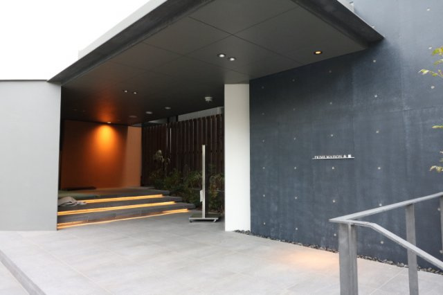 【エントランス】