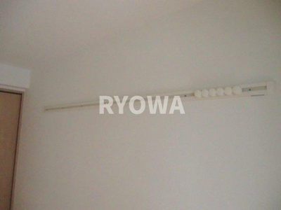 【設備】 | キャラット御徒町 | 【ハンガーレール】掲載の写真は退去前の写真となります。