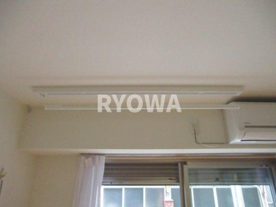 【設備】 | キャラット御徒町 | 【室内物干】掲載の写真は退去前の写真となります。