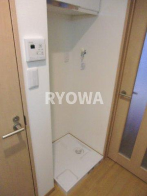 【その他】 | キャラット御徒町 | 【洗濯機置場】掲載の写真は退去前の写真となります。