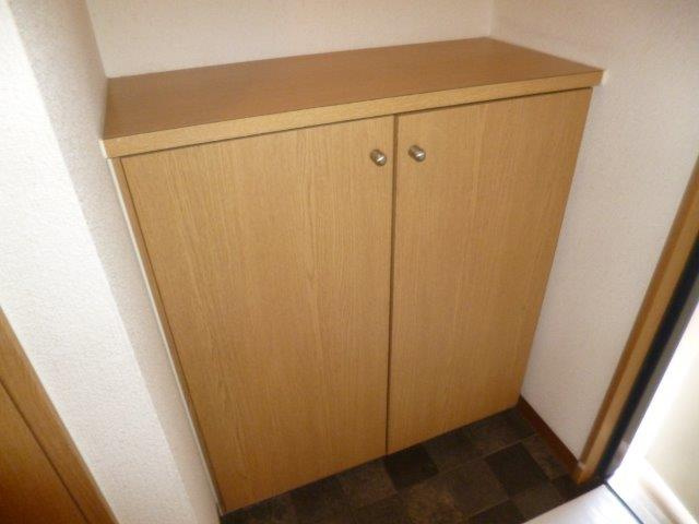 サンヴィレッジ笹沖の内装|シューズボックス