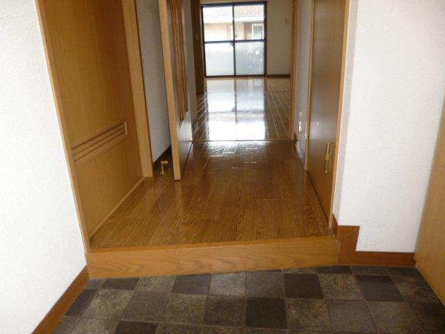 サンヴィレッジ笹沖の玄関