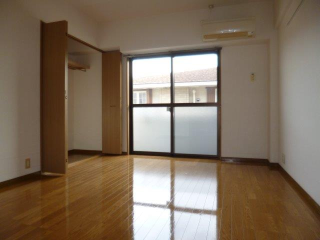 サンヴィレッジ笹沖の居間・リビング|洋室