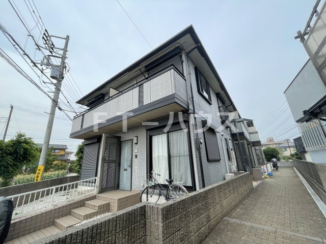 パティオス大久保の外観