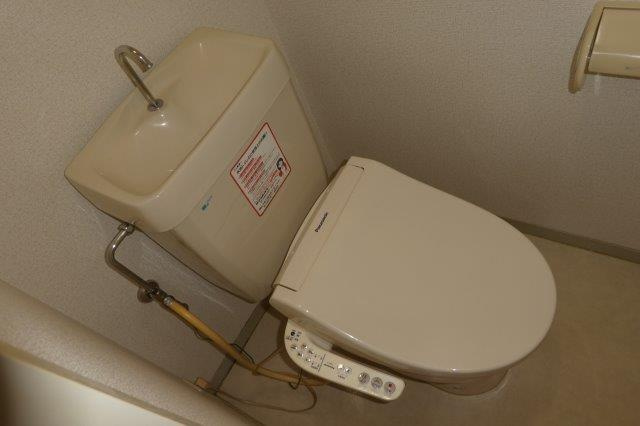 ジョイファミリー総社Aのトイレ|ウォシュレット