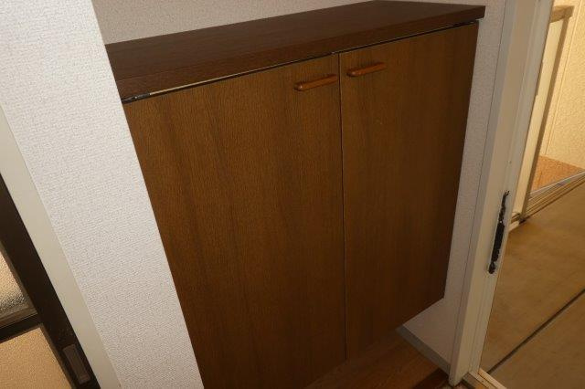 ジョイファミリー総社Aの内装|シューズボックス