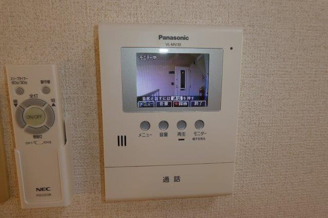 ジョイファミリー総社Aのセキュリティ|ＴＶインターホン