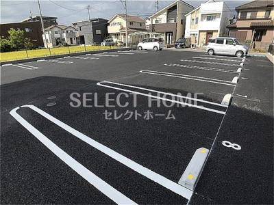 【駐車場】 | ＴＲ土井 | 駐車場があるので、車を買う予定の方も安心です