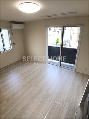 【居間・リビング】 | ＴＲ土井 | 同型タイプ
ゆったり過ごせるリビングです