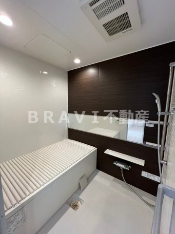 レジディア堺筋本町プレイス　BRAVI不動産の浴室|【レジディア堺筋本町プレイス 】日々の暮らしに欠かせないお風呂です