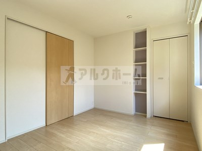 ヴェルデブリッサⅡの洋室