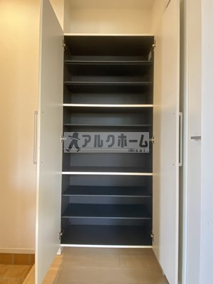 ヴェルデブリッサⅡの玄関