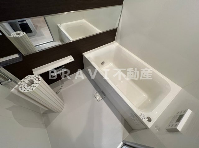 レジディア堺筋本町プレイス　BRAVI不動産の浴室|【レジディア堺筋本町プレイス】コンパクトで使いやすいお風呂です