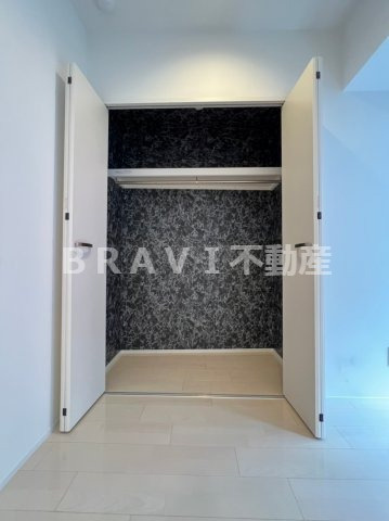 レジディア堺筋本町プレイス　BRAVI不動産の収納|【グラシア堺筋本町】収納豊富です