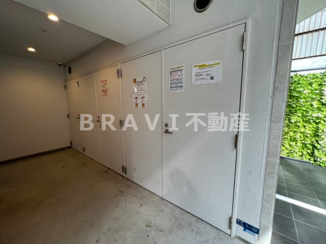 レジディア堺筋本町プレイス　BRAVI不動産のその他共用部分|【グラシア堺筋本町】ゴミ置き場