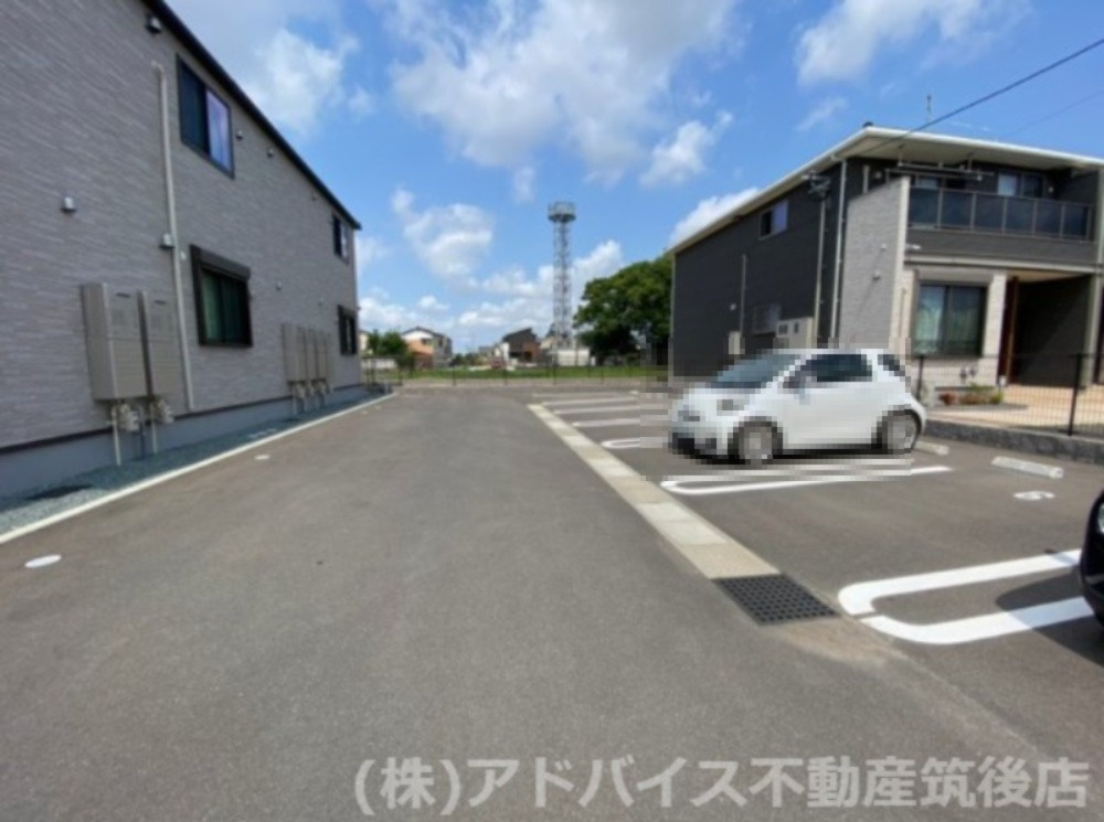 八女市馬場のアパートの駐車場