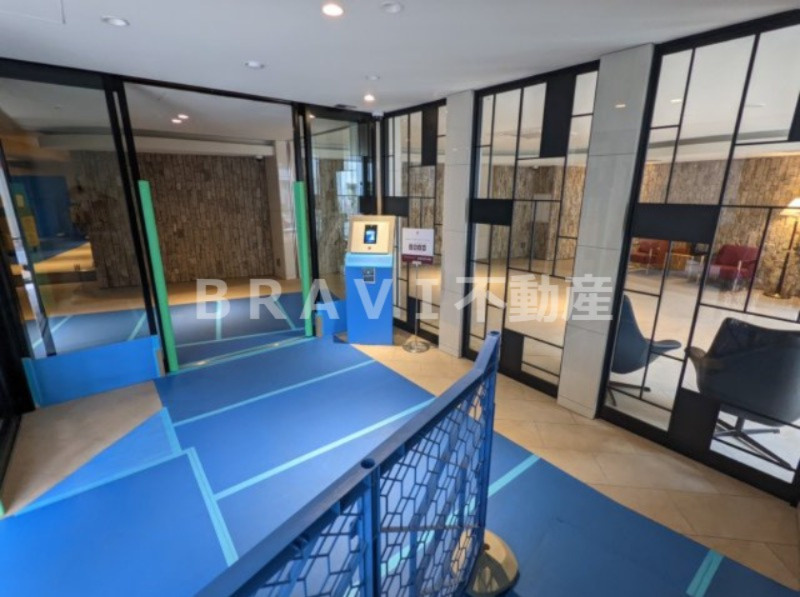 ラシュレ北浜 BRAVI不動産のエントランス|【ラシュレ北浜】モニター付きオートロック