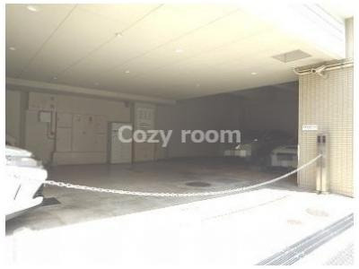 【駐車場】 | スティング | マンションには、駐車場があります(空き：要確認）