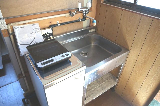 田野戸建のキッチン