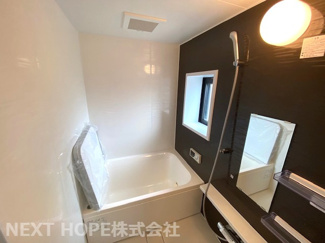 【浴室】 | コスモ宝塚ツインフォルム | 新品の浴室ユニットバスです♪一日の疲れを癒してくれます！窓も有り、カビ対策も出来ますね(^^)