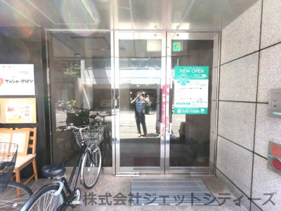 【エントランス】 | エフワンビル(Re:ZONE南森町1)