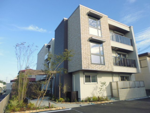 倉敷市平田のアパートの外観