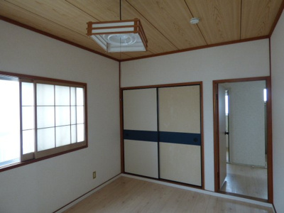 【洋室】 | ホワイトハウスＡ | 居室の全窓に障子がついていてカーテンいらず♪　