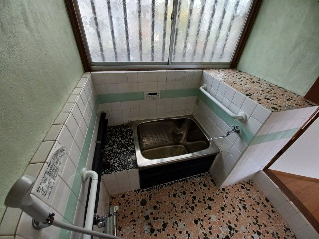 東松山市松山町３丁目 【賃貸中物件】平家戸建(オーナーチェンジ)の浴室