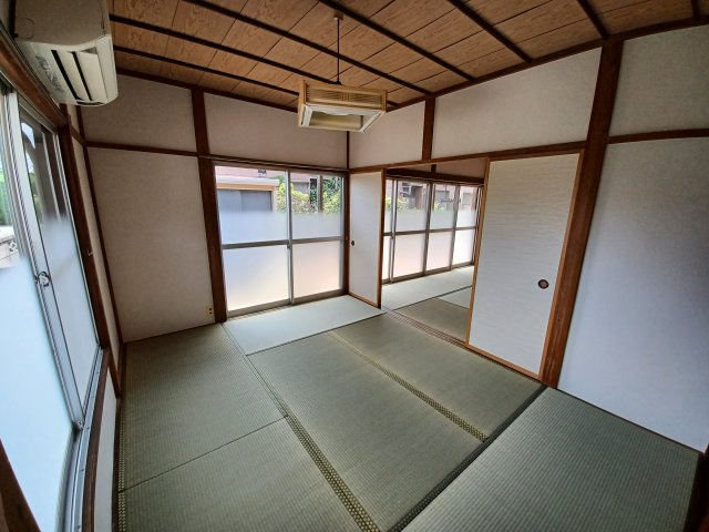 東松山市松山町３丁目 【賃貸中物件】平家戸建(オーナーチェンジ)の和室|北側６帖和室