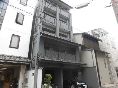 プレゼンス堀川の外観